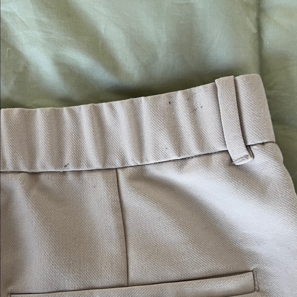 Abercrombie & Fitch Light Tan Pants - Picture 9 of 9